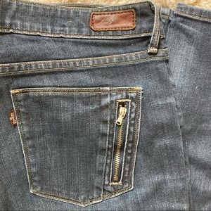 Levi’s 2010 Demi Curve | Dark Wash Skinny | Zippered Ankle | 30 x 32